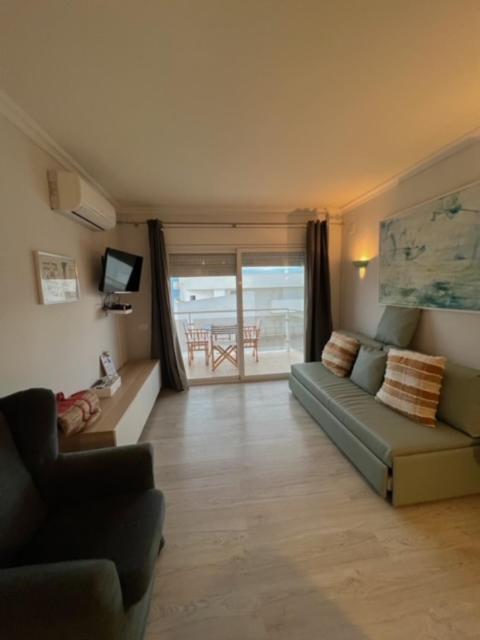 Hotel & Apartaments Thalassa Sport & Spa Roses Exterior photo