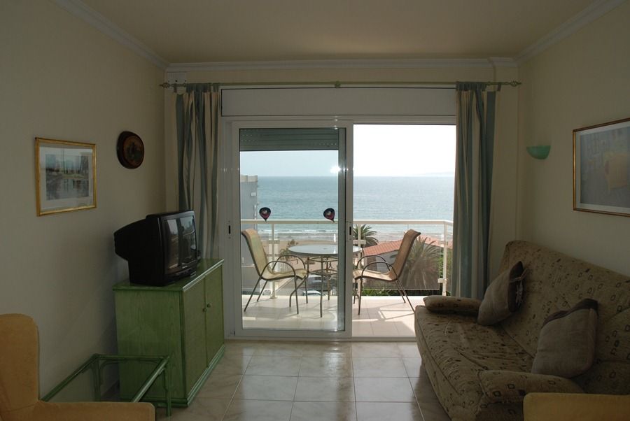 Hotel & Apartaments Thalassa Sport & Spa Roses Exterior photo